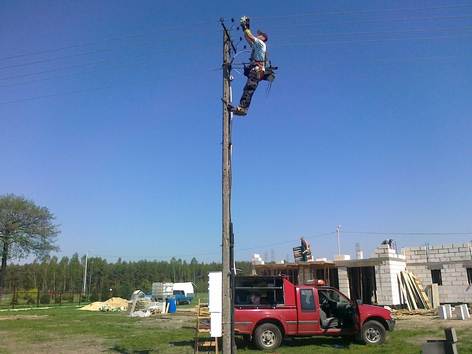 Usługi koparką wykopy pod kable,rury,fundamenty,przyłącza,elektryk, Wyszków,Serock,Warszawa,Legionowo, mazowieckie