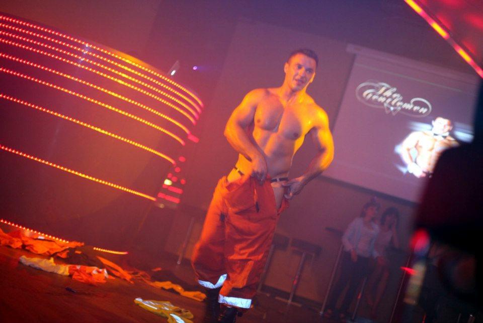 Chippendales, Wieczory Panieńskie, striptiz męski-striptiz Poznań, Łódź, łódzkie