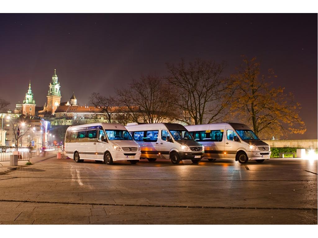 Transport osób. Wynajem busów, usługi przewozowe, Kraków, małopolskie