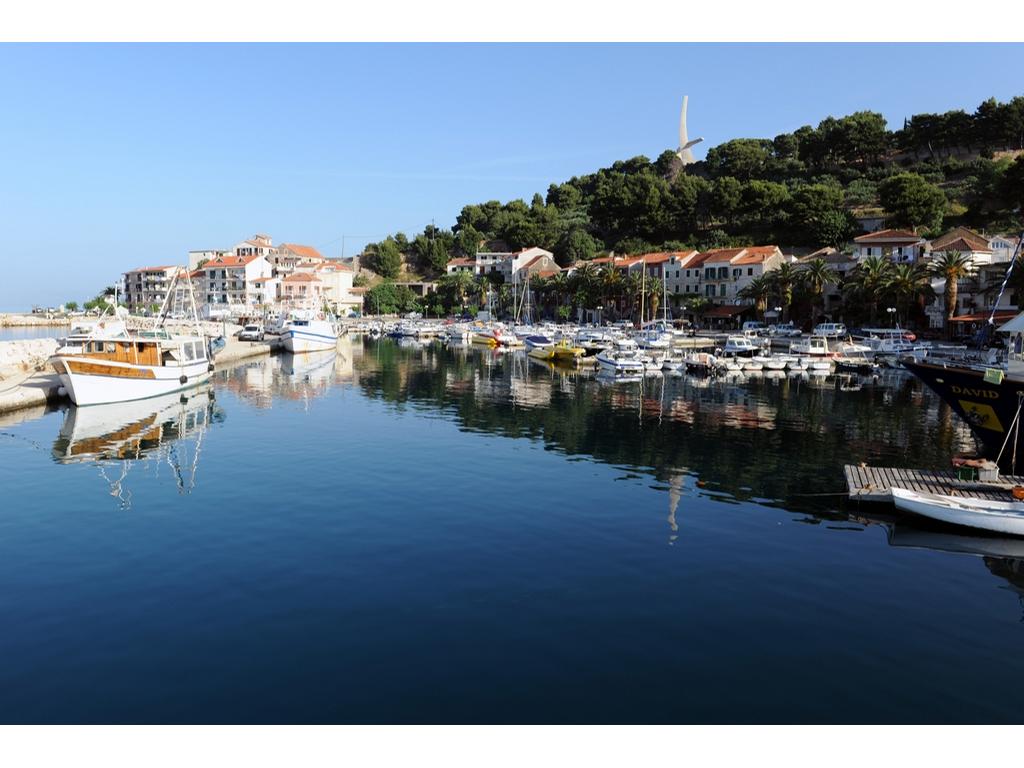 Chorwacja >  Dalmacja > Riwiera Makarska > Podgora - Willa NEDIKA (5 +