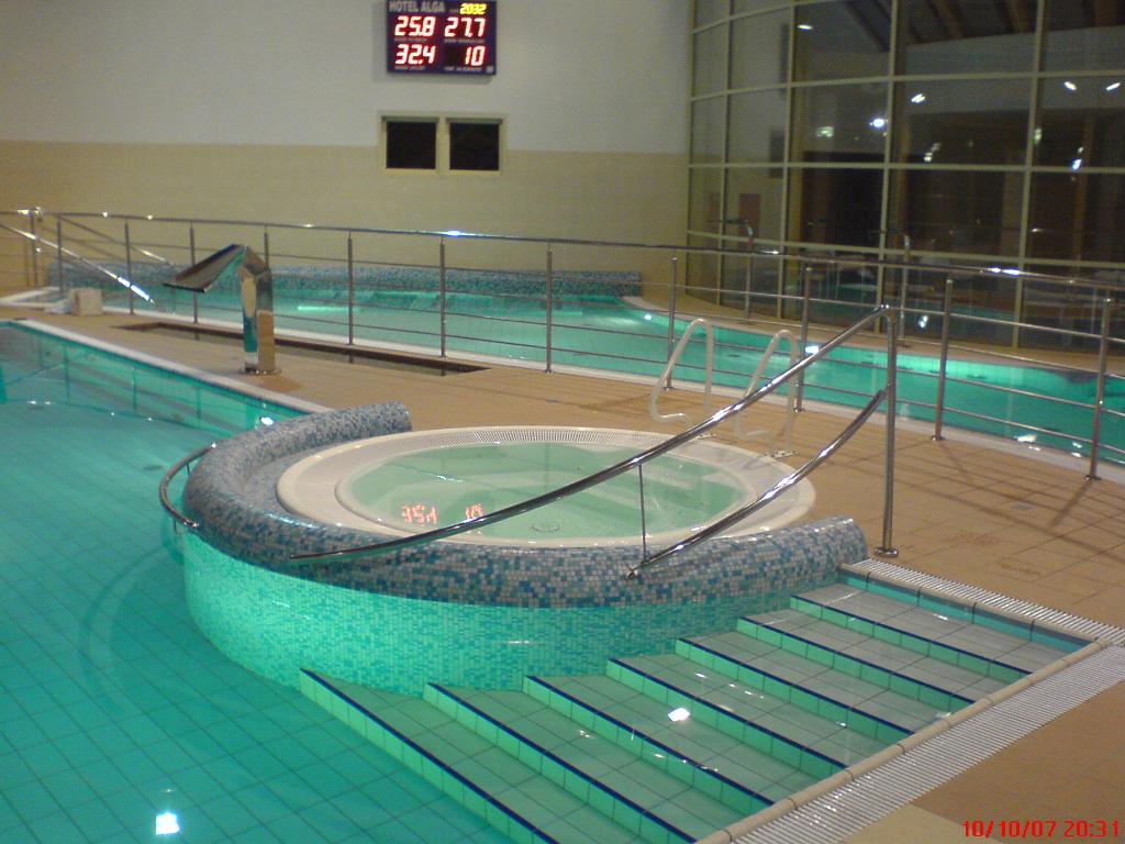 Budowa basenów budowa fontann budowa SPA baseny hotelowe baseny 