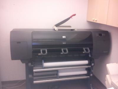 kolorowa drukarka wielkoformatowa - kliknij, aby powiększyć