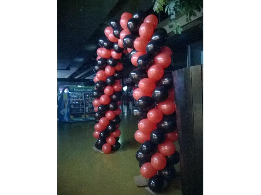 Quicksilver - łuk z balonów / brama z balonów