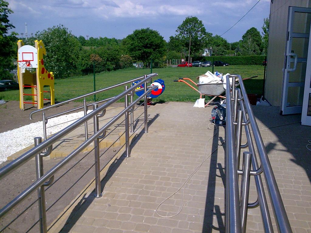 Balustrady  ze stali nierdzewnej - produkcja i montaż, Pabianice, Łódź, Rzgów, łódzkie