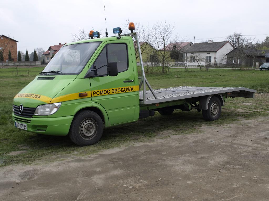 Pomoc Drogowa/Holowanie/Auto Pomoc/Laweta/Transport Łódzkie 24h , Bełchów,Skierniewice, Łowicz,Bolimów ,Polersi, łódzkie