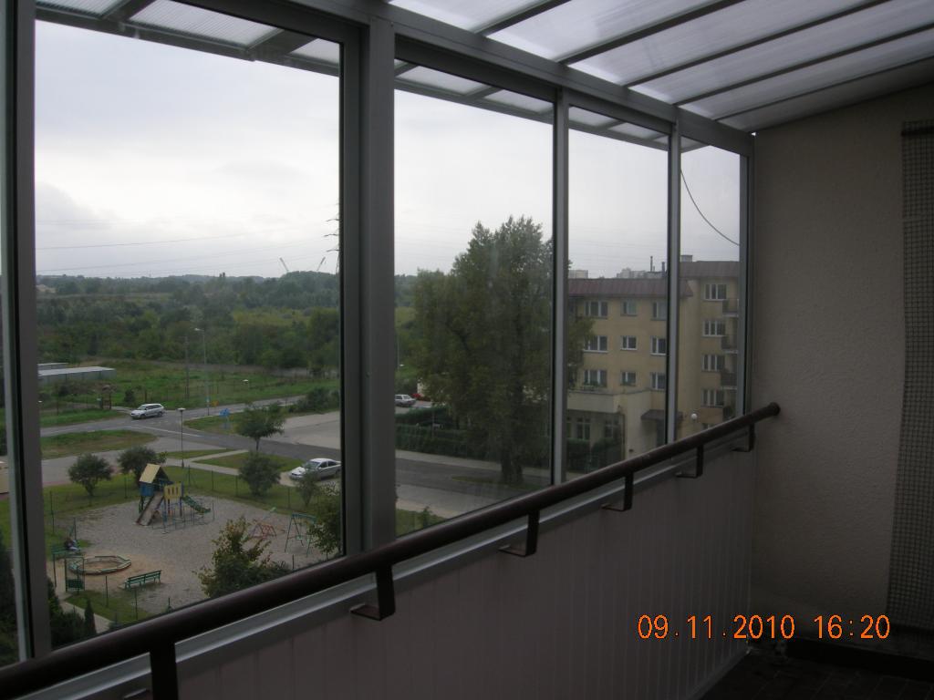 Zabudowa balkonu i tarasu Warszawa, zadaszenia balkonowe*dachy*daszki, mazowieckie