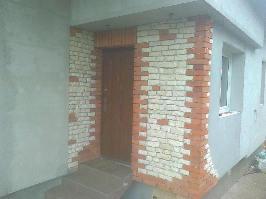 Cięcie cegły klinkierowej i innej na Płytki., Wola Radziszowska, małopolskie