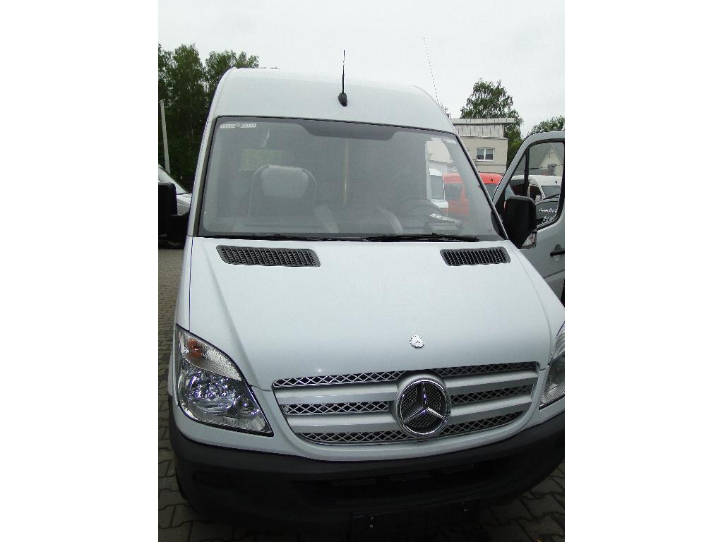 Mercedes Benz Sprinter 17 os.