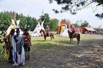 Noclegi, pobyty wypoczynkowe, ośrodek jezdziecki, konie, byk rodeo,, Mroczków  a, świętokrzyskie