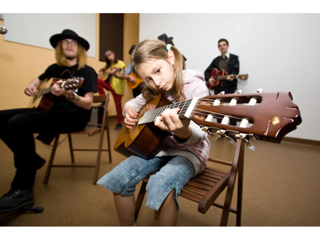 Nauka gry na pianinie, gitarze, perkusji, saksofonie,harmonijce ustnej, Wrocław, dolnośląskie