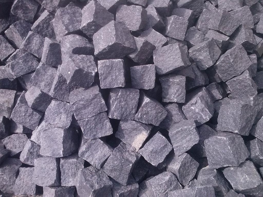 KOSTKA GRANITOWA SZARA, czerwona, czarna, szaro-ruda, dolnośląskie