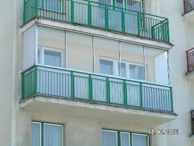 zabudowa balkonu ramowa -kwatery przesuwne na balustradzie - kliknij, aby powiększyć