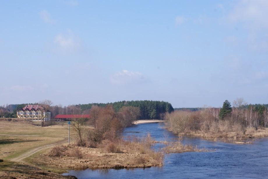 Kompleks wypoczynkowo szkoleniowy nad rz. Narwią.