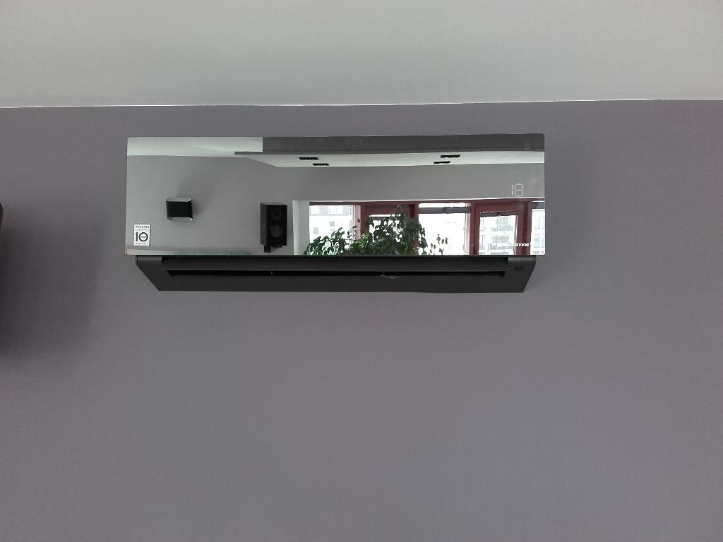 LG ARTCOOL MIRROR