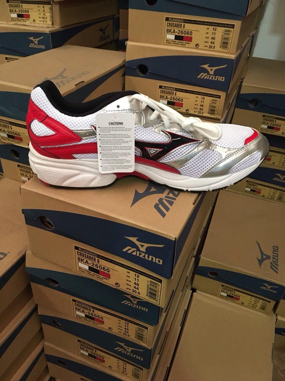 Sportowa odzież i Buty Mizuno