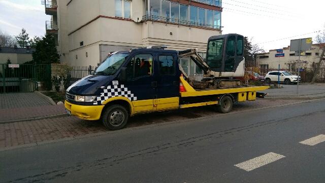 Pomoc drogowa holowanie transport pojazdow maszyn 24h, Brwinow,pruszkow,milanowek,blonie,warszawa, mazowieckie
