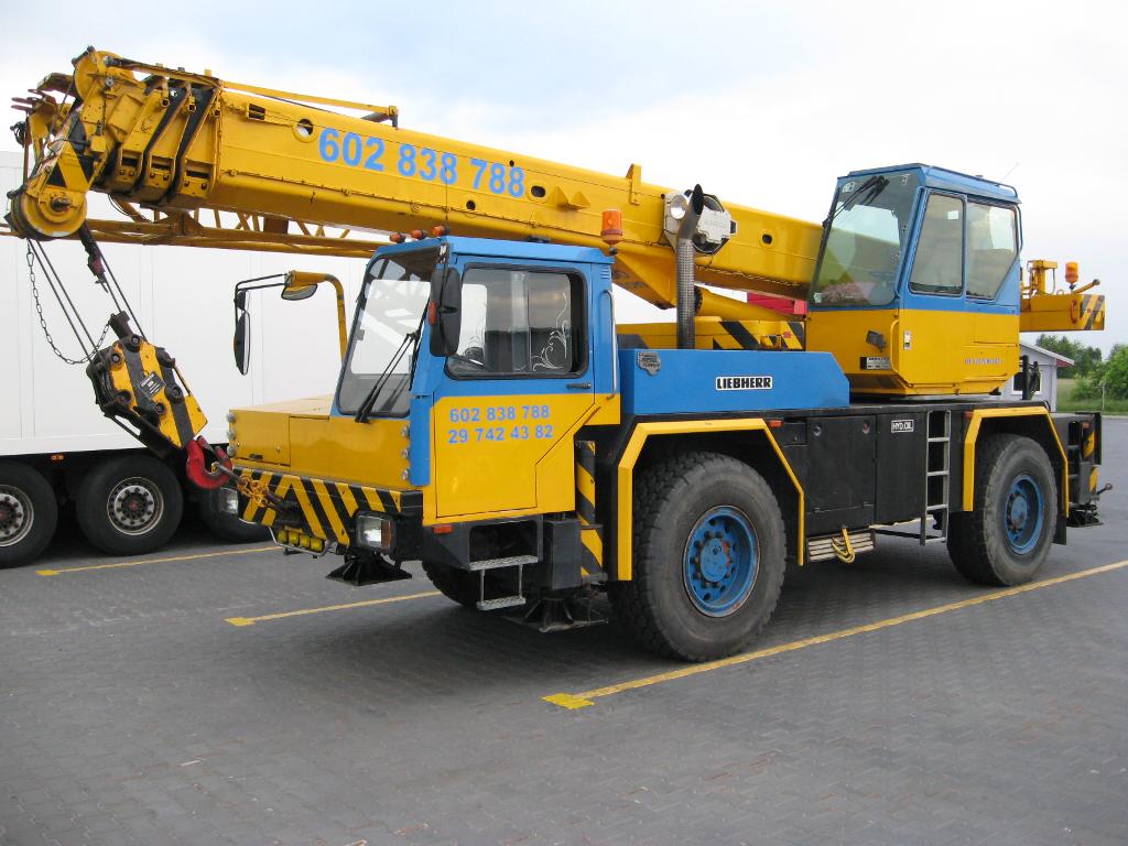 LIEBHERR LTM 1030