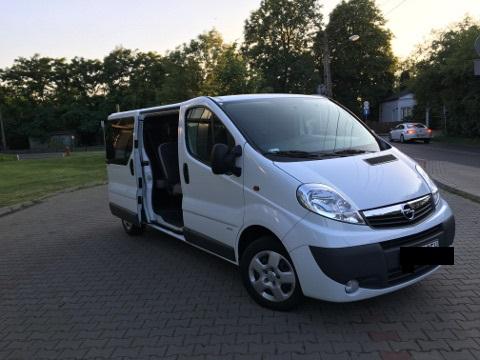 Wynajem/wypożyczenie busa 9 osob. Opel Vivaro 2015 r. , Kraków, małopolskie