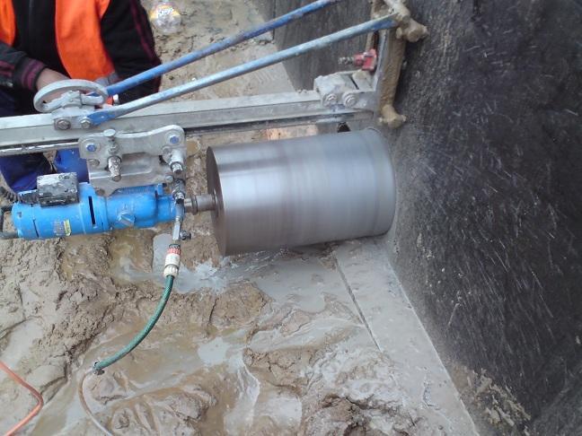 WIERCENIE OTWORÓW W BETONIE PIASECZNO , WIERCENIE W BETONIE, mazowieckie