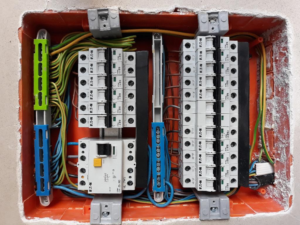 Elektryk - instalacje elektryczne. Domofony, anteny tv/sat, alarmy, Wołomin, mazowieckie
