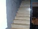 schody dywanowe,drewno grab,balustrada szkło