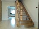 schody drewniane proste, balustrada drewno gięte.