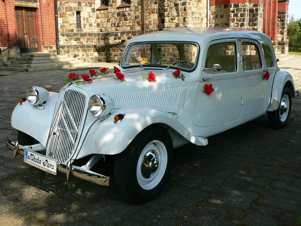 Biały zabytkowy Citroen Traction Avant idealne auto do ślubu, Katowice, śląskie