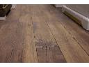 Stylowa podłoga drewniana - deska ręcznie postarzana