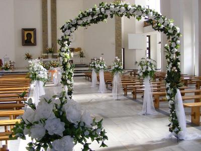 Dekoracja kościoła na ślub - kliknij, aby powiększyć