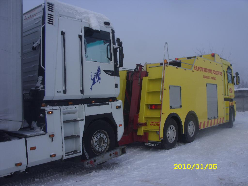 SIERADZ POMOC DROGOWA S8 , HOLOWANIE TIR , AUTOBUSY / ZŁOCZEW / ŁASK, SIERADZ, ZDUŃSKA WOLA, ŁASK, WIELUŃ, BŁASZKI, łódzkie