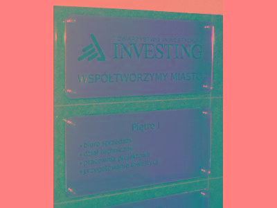 tablica z logo investing - kliknij, aby powiększyć