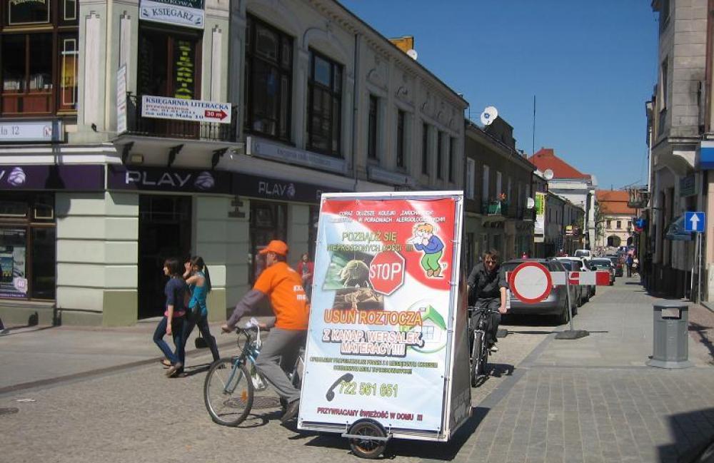 Skuteczna reklama zewnętrzna. Mobilna przyczepa reklamowa. Kielce, świętokrzyskie