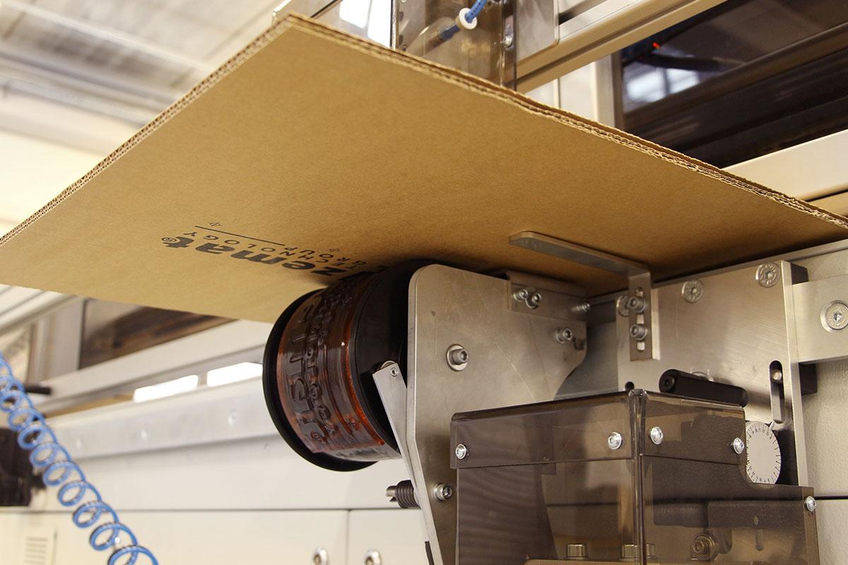 Boxmat PRO  -  maszyna do produkcji pudełek, opakowania z tektury