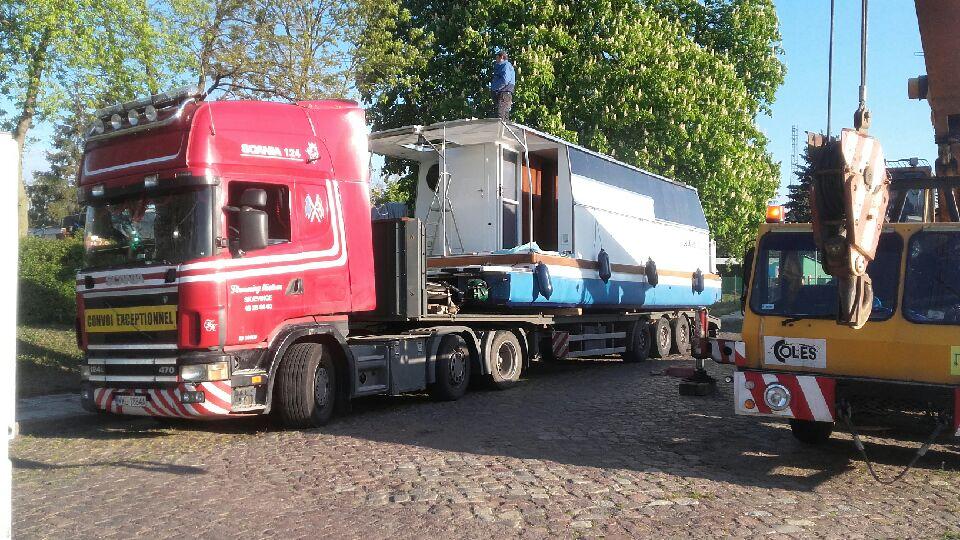 Transport Jachtów statek Hausboot łodzi ponadgabarytowy, Wołomin, mazowieckie