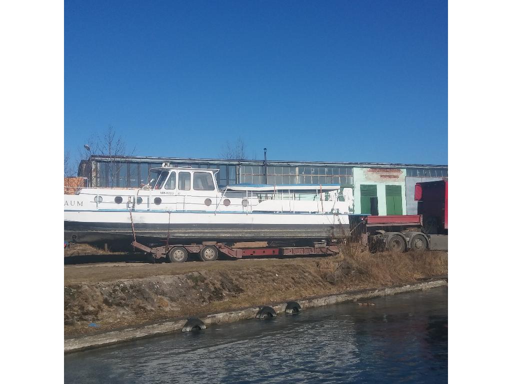 Transport Jachtów statek Hausboot łodzi ponadgabarytowy, Wołomin, mazowieckie