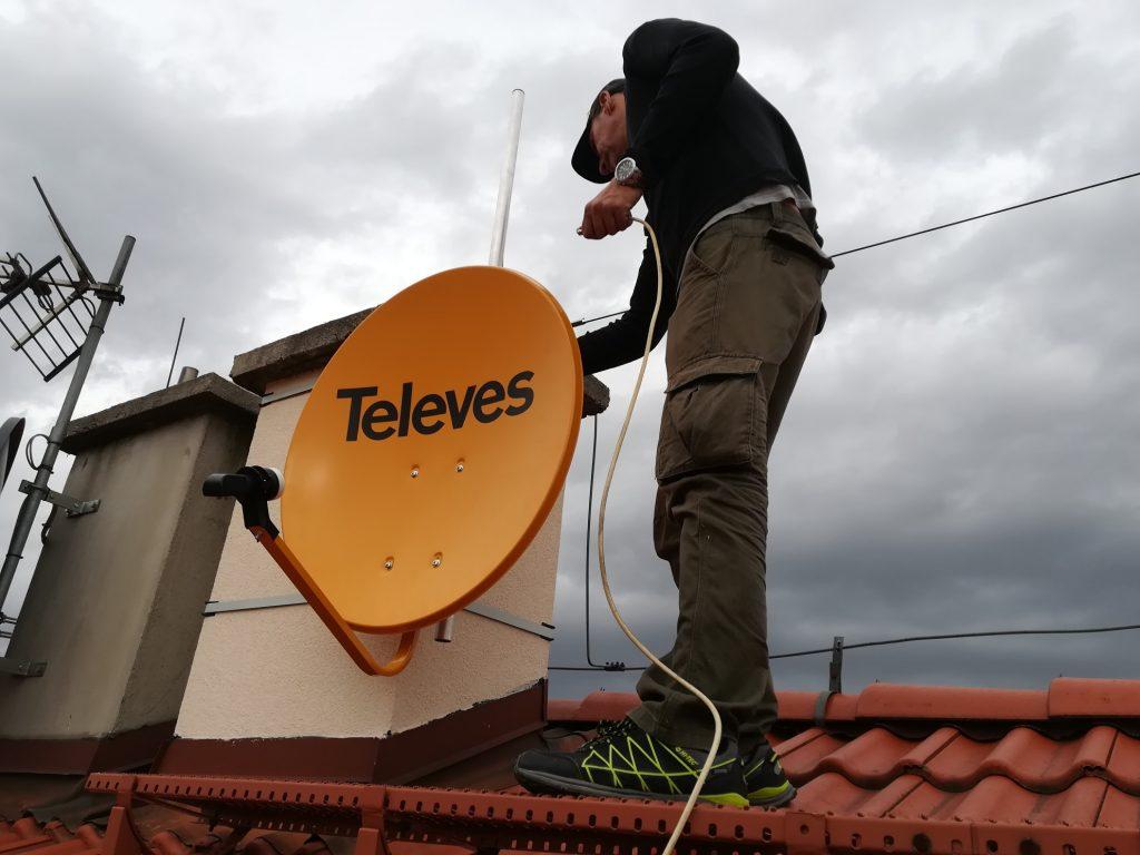 Montaż anten satelitarnych naziemnych wieszanie telewizora na ścianie, Sosnowiec,Dąbrowa Górnicza,Mysłowice,Jaworzno,, śląskie