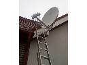 Sygnał z 4 satelitów skupiony na jednej antenie.