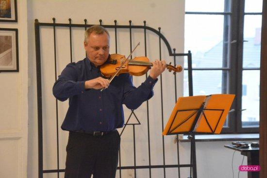 Profesjonalny skrzypek, skrzypce na różne okazuje, Walbrzych,Świdnica,Wroclaw,Legnica, dolnośląskie