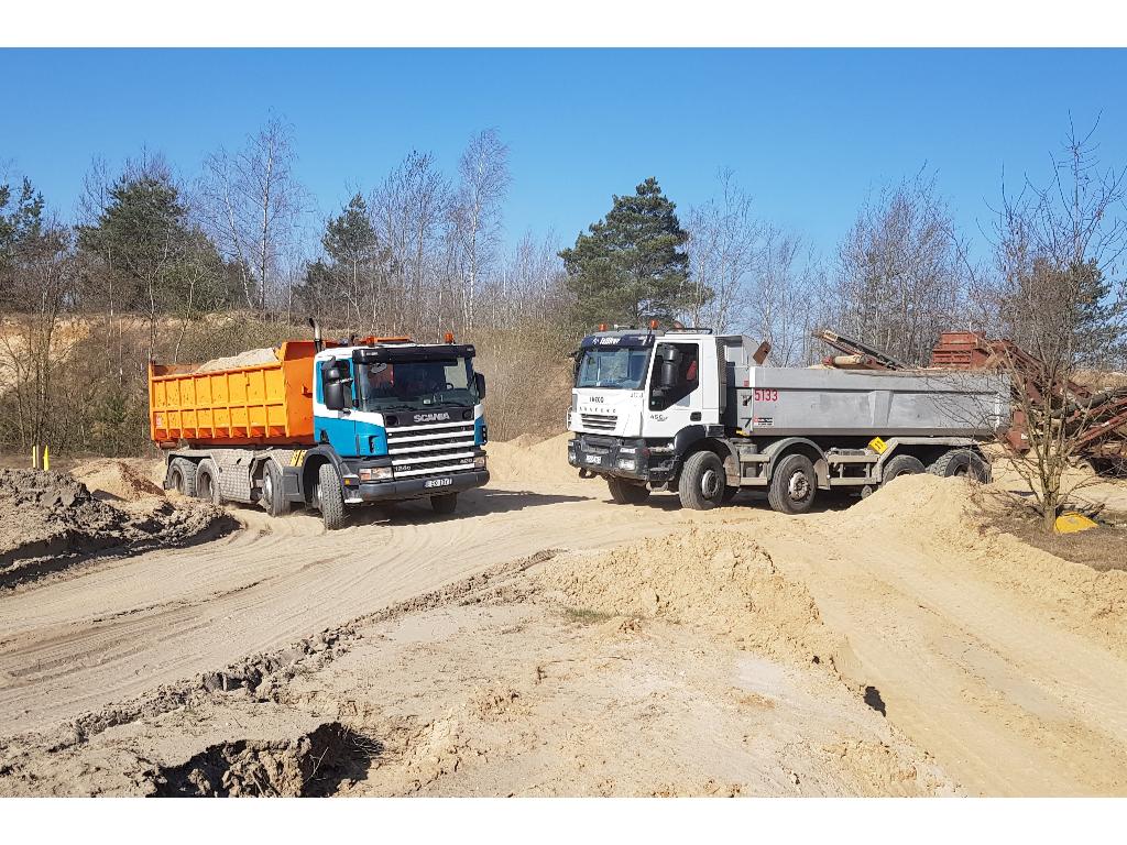 Usługi transportowe wywrotka, piach, Skierniewice piasek koparka żwir, Skierniewice, Rawa Mazowiecka, łódzkie