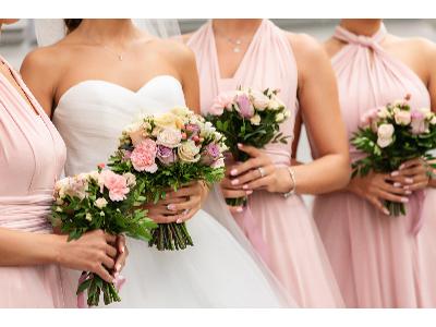 Ślubny dress code, czyli czego nie zakładać na wesele?