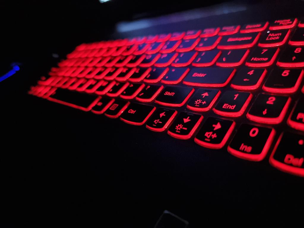 Naprawa Komputerów laptopów Telefonów Tabletów Informatyka