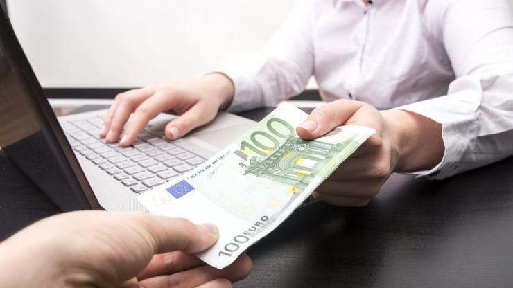 Oferty kredytów finansowych i inwestycyjnych na wszystkie gwarancje, małopolskie