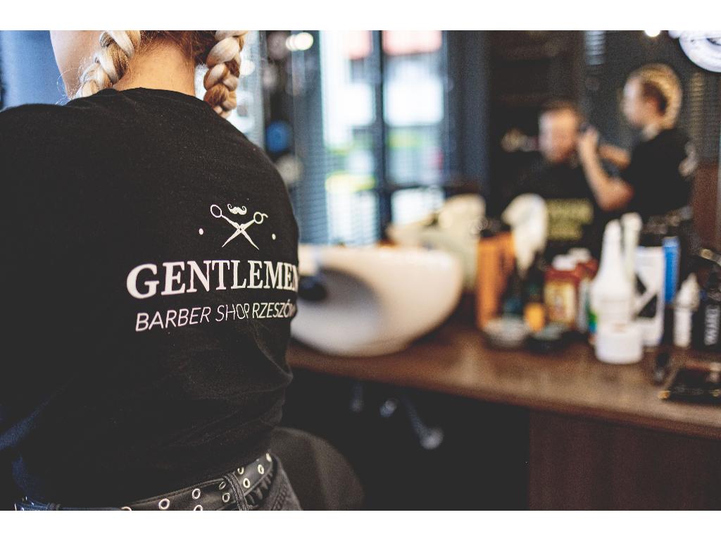 Fryzjer rzeszów , barber rzeszów ,gentlemen barber, podkarpackie