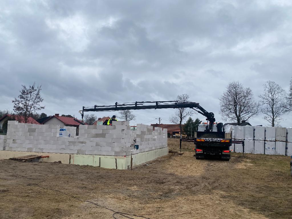 Budowa domów transport wywrotka Hds dachy tynki maszynowe remonty domy, dolnośląskie