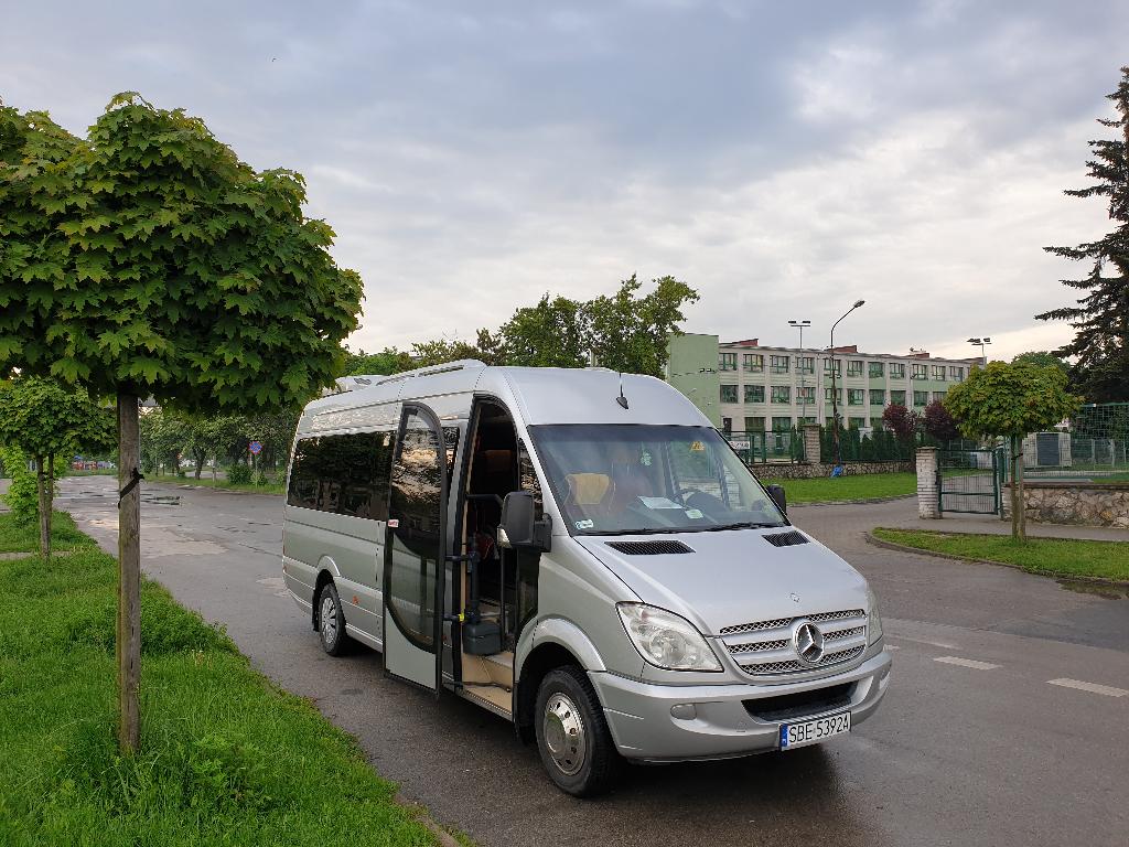 Wynajem busów Dąbrowa Górnicza