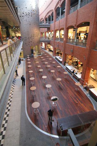 Realizacja parkietów i podłóg drewnianych w Starym Browarze 
