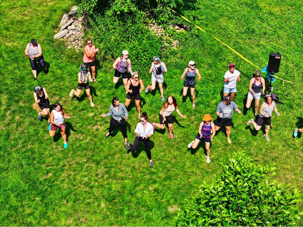 Kajakarnia Gądków Wielki - Camping, Domki nad Pliszką