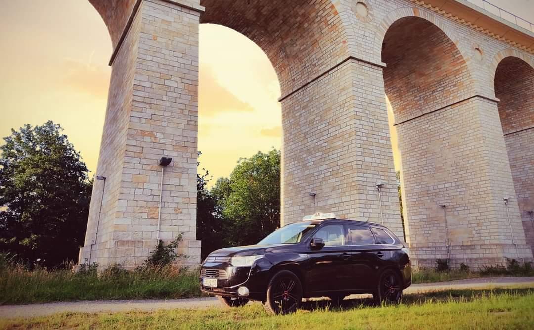 Kokos Taxi Bolesławiec / Tania Taksówka / Taryfa- zamów taksówkę  , dolnośląskie