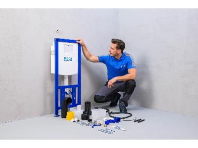 Instalator w akcji: jak dopasować stelaż podtynkowy do sytuacji na budowie?