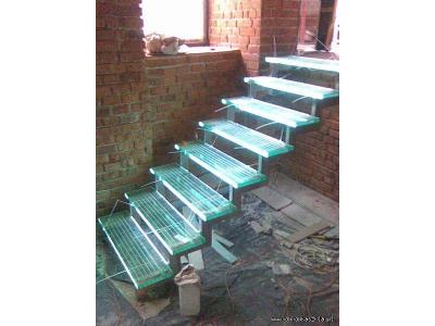 schody szklane - kliknij, aby powiększyć